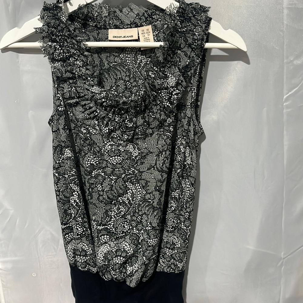 Sleeveless top